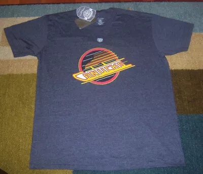 NEW W/TAGS Authentic VINTAGE-Style VANCOUVER CANUCKS 80s/90s THROWBACK SHIRT XL • $29.99