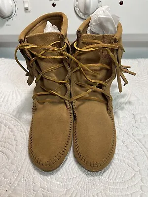 Minnetonka 2422 Boots Moccasins Ankle Brown Suede Fringe Size 7 • $24.99