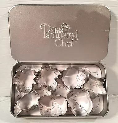 Pampered Chef 7 Mini Canape/Cookie Cutter Set W/Tin • $7.99