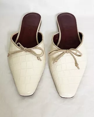 $64.99 • Buy New Staud  Gina  Leather Crocodile Embossed Cream Mules Size: 9 / 39