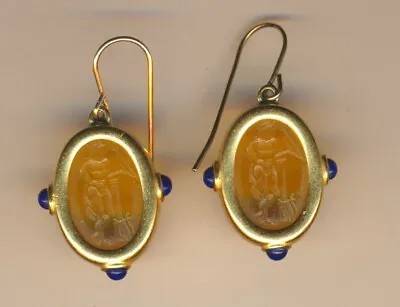 Vintage MMA Metropolitan Museum Of Art Gold Mediterranean Hook Earrings • $55