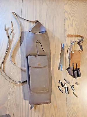 VINTAGE DARTON USA BROWN LEATHER ARCHERY ARROW BACK QUIVER Metal Tips & More! • $32