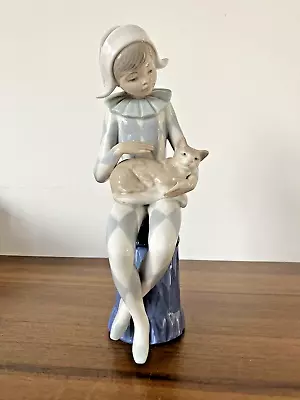 Nao By Lladro Rare Jester Harlequin Clown Boy Seated With Cat * Rare *small Chip • £29.99