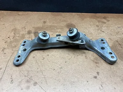 BMW E36 M3 Z3 325 328 AUTOMATIC Transmission Cross Member Support Bracket • $47.49