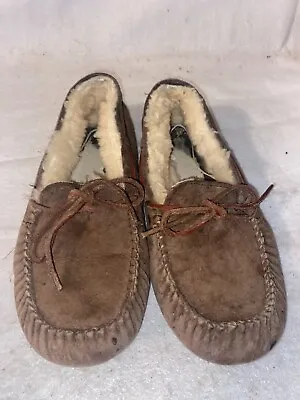UGG Slippers Mens Size 9 Byron Slippers Tan Sheep Skin Lined Suede Slip On • $14.99
