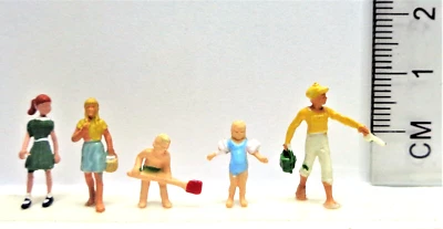£9.30 • Buy OO/HO Gauge 5 Children People Figures Bag 452  For Hornby Train Layout