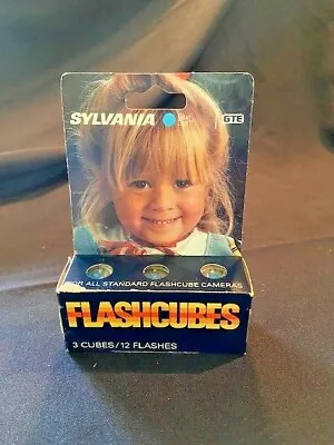 Sylvania Blue Dot Magic Cubes 12 Unused Flashes 1970 • $8