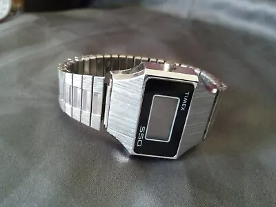 Vintage Mens Timex Digital SSQ Watch Stretch Band 37mm Needs Battery Retro RARE! • $28.99