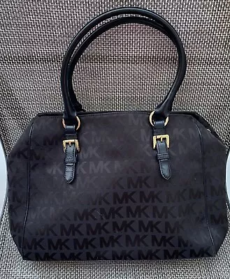 ~Ladies Michael Kors KORS Black Signature Satchel Handbag~NEW!~RARE!~ • $59.95