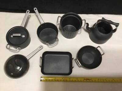 $15.99 • Buy Lot Of  9 Assorted Childrens Play Plastic Cookware Pots & Pans     (TT65)