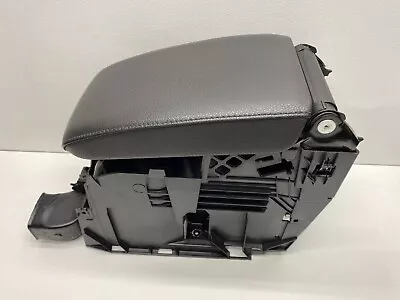 2010-2014 Volkswagen Jetta Wagon Golf Center Console Arm Rest Assembly Leather • $91.99