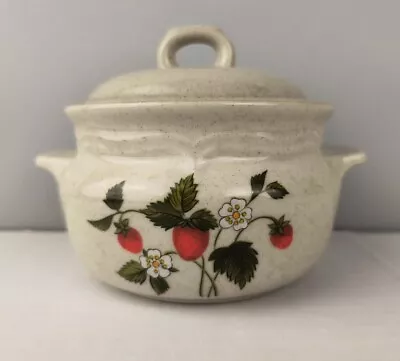 Vtg La Fraise International Strawberry Casserole Dish 3.5 Inches Wide Grannycore • $12.99