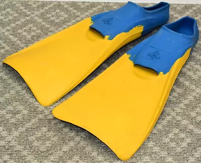 Vintage Water Gear Boy Swim Fins Surf Snorkeling 44-45 11-13 Yellow Blue Flipper • $48.88