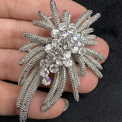 £10.79 • Buy Flower  Shape Made With Swarovski Crystal Bridal Wedding Dress Pin Brooch