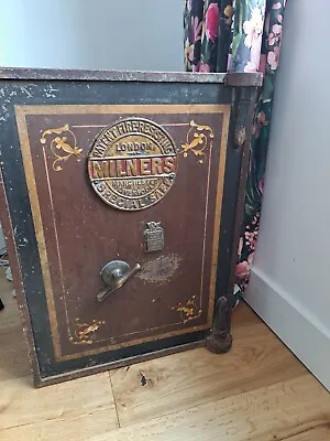 £100 • Buy Antique MILNERS 212 PATENT FIRE RESISTING SAFE