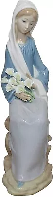 Lladro Sitting Girl With Lilies Figurine #4972 Brand Nib Flowers Rare Save$ F/sh • $210