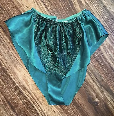 Vtg Victoria's Secret Gold Label Green Satin Tap Flutter Panties Short Size S • $17.40