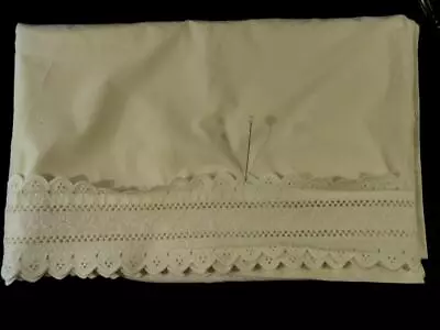 Vintage White Cotton Top Sheet W/eyelet Edge 72 X94  • $14.95