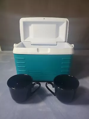 VINTAGE Mini Rubbermaid Lunch Cooler Model 2901 - 3 Cans/3 Qt Blue Made In USA • $18.99