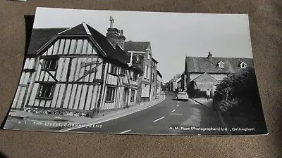 Real Photo Postcard - Street Scene Cobham - Nr Gravesend  Kent • £2