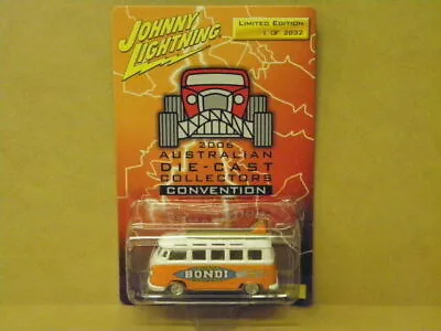 $17.56 • Buy 1:64 1965 VW KOMBI SURF VAN (WHITE/ORANGE) 2006 CONVENTION Johnny Lightning 2100