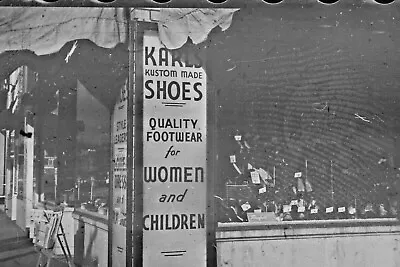 VTG 1940s 35MM NEGATIVE SALEM OREGON KARL'S KUSTOM MADE SHOES STATE ST 735-3.2 • $5.08