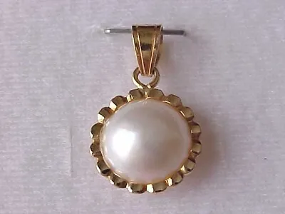 11.5mm Aaa Genuine White Mabe Pearl Pendant  Solid 18k Yellow Gold #1 • $195