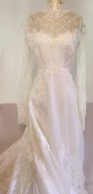  Vintage 1970's Empire Line Lace & Beaded Wedding Dress  • $78