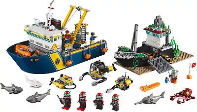 LEGO CITY 60095 Deep Sea Exploration Vessel • $350