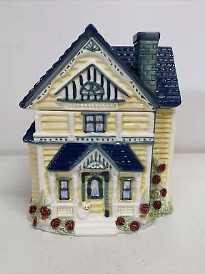 Vintage 1998 Cracker Barrel Victorian House Cookie Jar Cat Rose Trellis Canister • $19.99