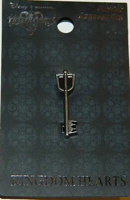 $6.99 • Buy Walt Disney Kingdom Hearts Sora's Keyblade Metal Pewter Pin NEW UNUSED