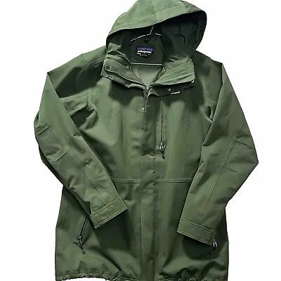 Patagonia Mens Tres 3-in-1 Parka Green Medium Shell Only EUC 28385 • $199.99