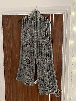 Women’s Grey Hollister Woolwn Scarf  • £7