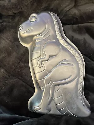 Vintage 1987 WILTON DINOSAUR  Partysaurus T-Rex Cake Pan #2105-1280 Baking Mold • $24