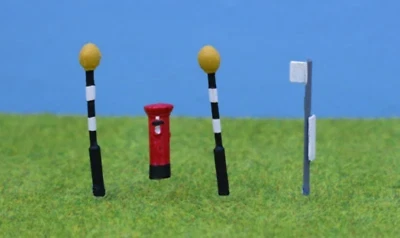 £11.75 • Buy P&D Marsh PDZ37 OO Gauge Whitemetal Painted Belishas, Bus Stop & Postbox