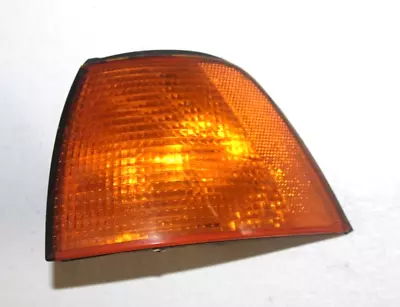 Bmw Oem E36 92-99 Sedan Driver Left Front Corner Turn Signal Light Housing Amber • $19.95