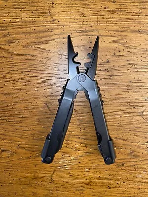 Gerber DET 600 EOD Multi-Tool • $67.76