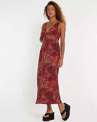 MOTEL ROCKS Dress Womens Size Medium Fiaso In Abstract Paisley Red Midi NEW • $51.41