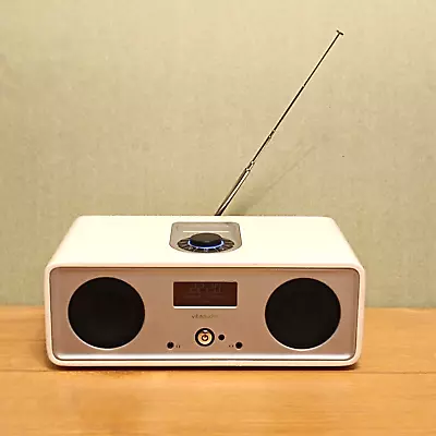 Vita Audio R2i DAB And DAB FM/AM Radio And IPod Dock Tested • £72
