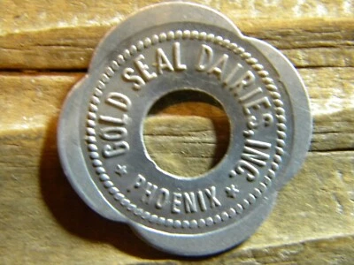 $6.99 • Buy Phoenix, Arizona Trade Token GOLD SEAL DAIRIES One Quart Milk Maricopa County AZ