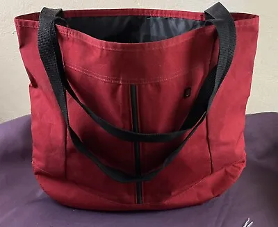 NWT  Victorinox Rugged Tote In Red. Logo.  17” X 12” • $15.99