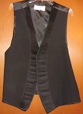 $27.59 • Buy 1 Jean Yaes Paris Mens Dress Vest Size XL  Black Color