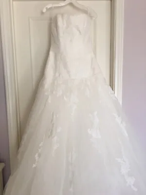La Sposa Wedding Gown • $700