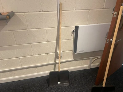 £12.99 • Buy Snow Shovel/Pusher/Scooper/ Car Snow Spade