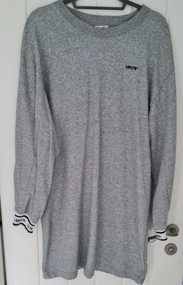 £5 • Buy Levi's Women's Size Medium Grey Crew Sweatshirt Dress