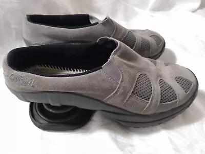 Z-Coil Womens Sz 10 Comfort Clog Gray Black Shoes Coils Suede  • $49.90