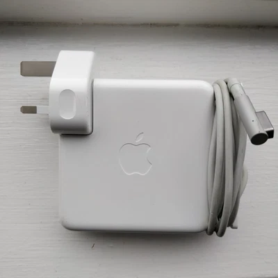 £26.95 • Buy Genuine Apple MacBook Pro 15  A1286 85W MagSafe L-tip Battery Charger A1343