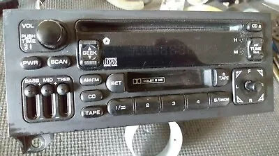 84-02 Mopar Dodge Chrysler Daytona Durango AM/FM/ CD/Cassette Combo P04704383AE • $175