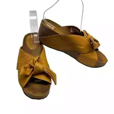 Sergio Tomani Slip-On Wedge Sandal Slides Size 41 US Women's 10 Gold Leather • $45.99