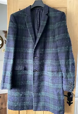 Men’s Blue And Green Tartan Coat Size 44 • £9.99